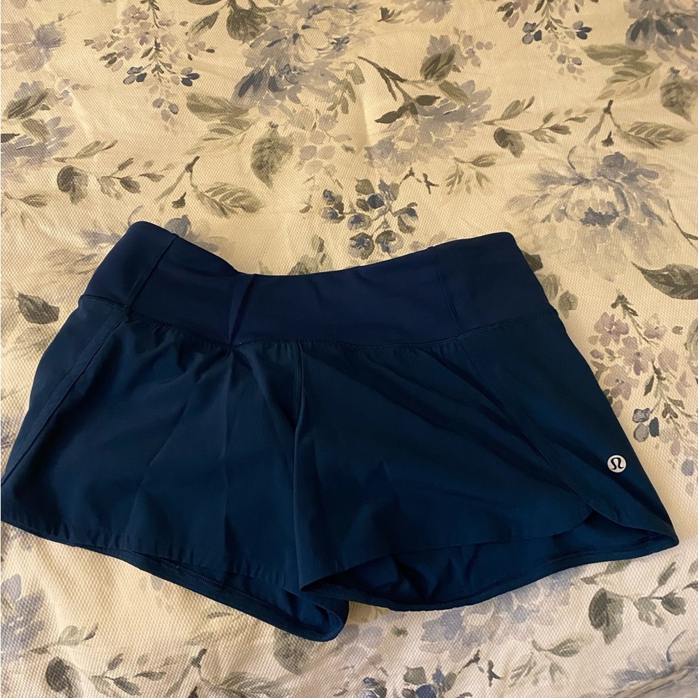 Lululemon Shorts Size 4